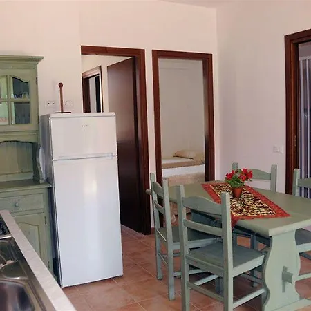 Baia Dei Canonici Aparthotel