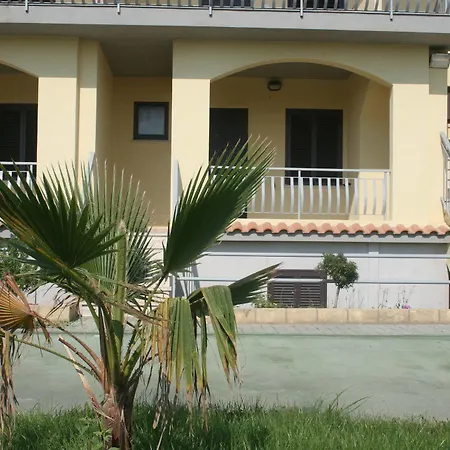 Baia Dei Canonici 3*
