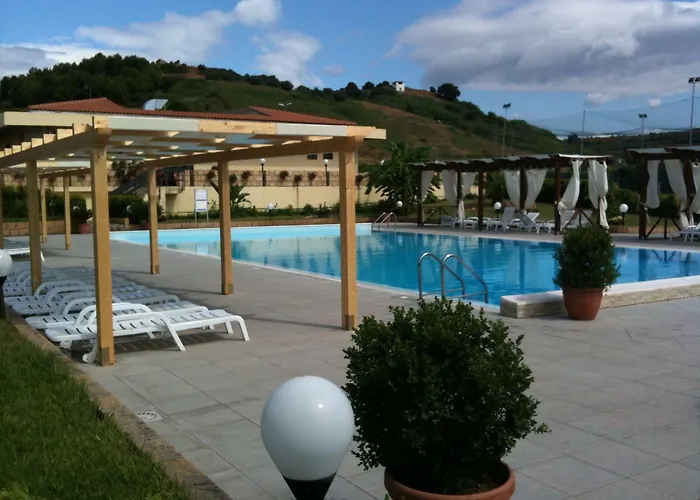 Aparthotel Baia Dei Canonici