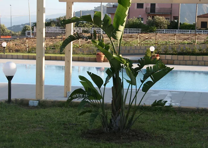 Baia Dei Canonici Aparthotel